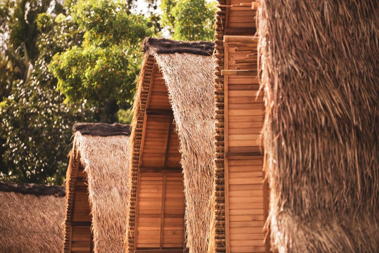 Majango Bungalows Kuta  Kültér fotó
